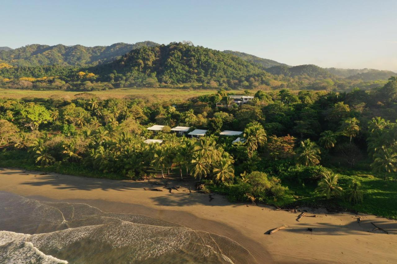 Salvatierra Beachfront Hotel Puerto Coyote Buitenkant foto